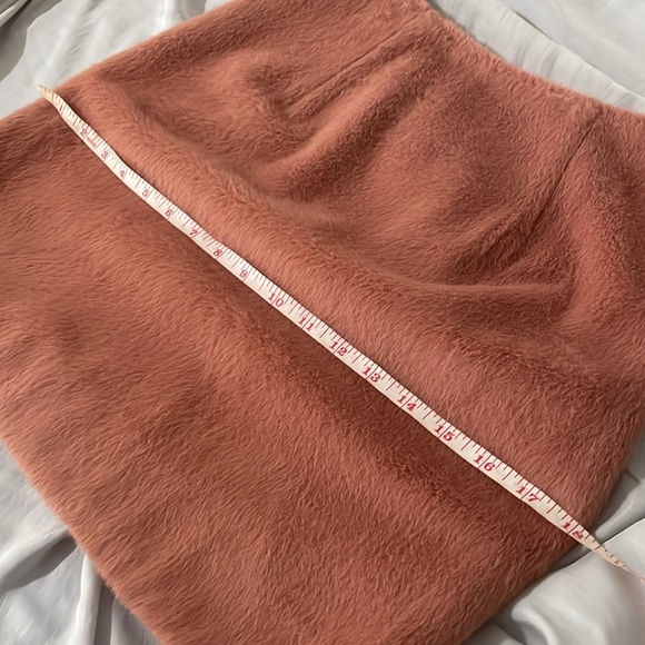 W7 FAME AND PARTNERS Fur Mini Skirt - Picture 5 of 7